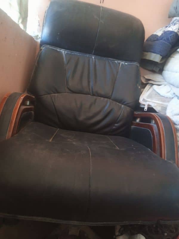 Office Chairs High black leather Chair 2