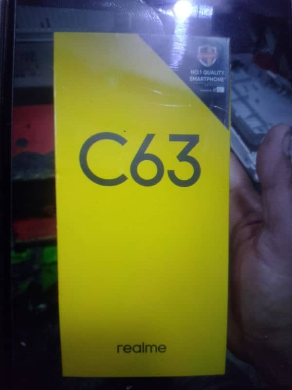 Realme C63 1