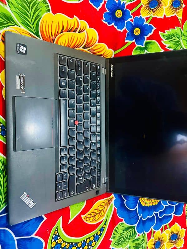 Lenovo Thinkpad touch (03124904653) 9