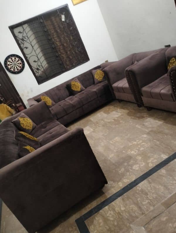 8 seater sofa set in Gujranwala 1