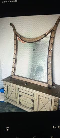 dressing table