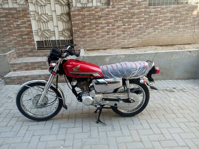 honda 125 2023 special edition self start 3