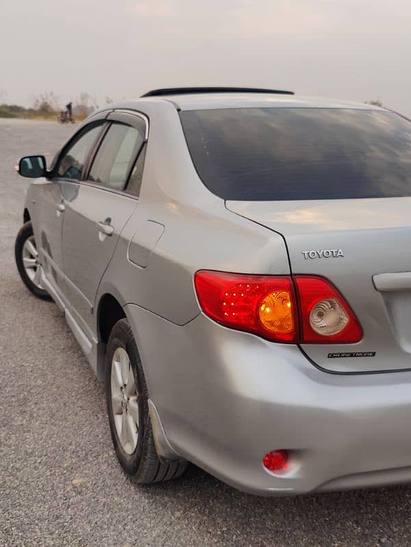 Toyota Corolla Altis 2009 3