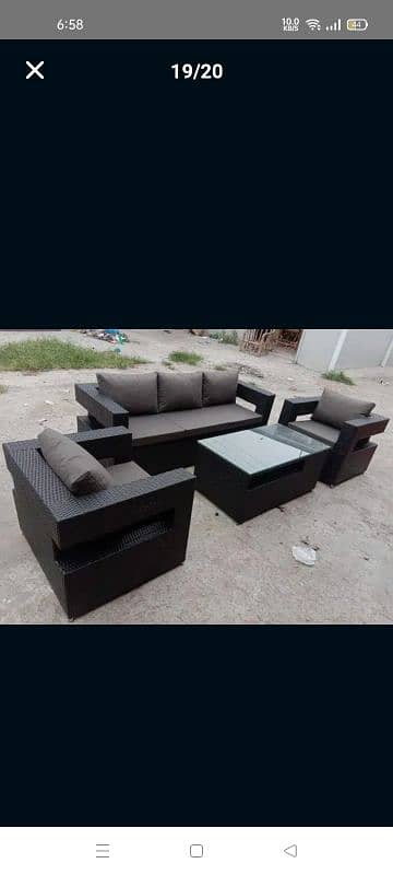 CAFE'S RESTAURANT OUTDOOR RATAN FURNITURE AVAILABLE FOR SALE 10