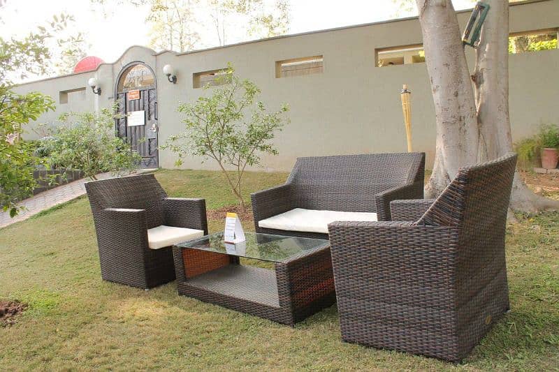 CAFE'S RESTAURANT OUTDOOR RATAN FURNITURE AVAILABLE FOR SALE 14