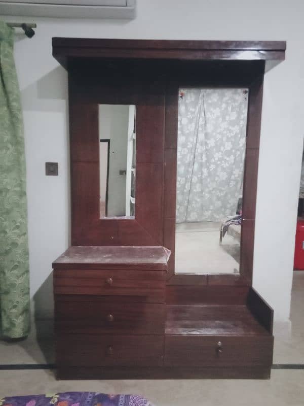 use furniture bed side table dressing no mattress phone no 3146591717 5