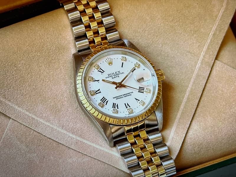 Rolex Oyster Perpetual 18K Yellow Gold, Gold White Buckley Diamond 4