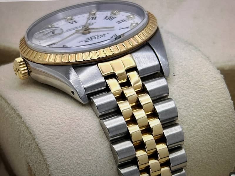 Rolex Oyster Perpetual 18K Yellow Gold, Gold White Buckley Diamond 5