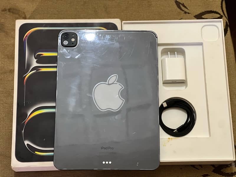 ipad pro M4 Best condition and best performance 3