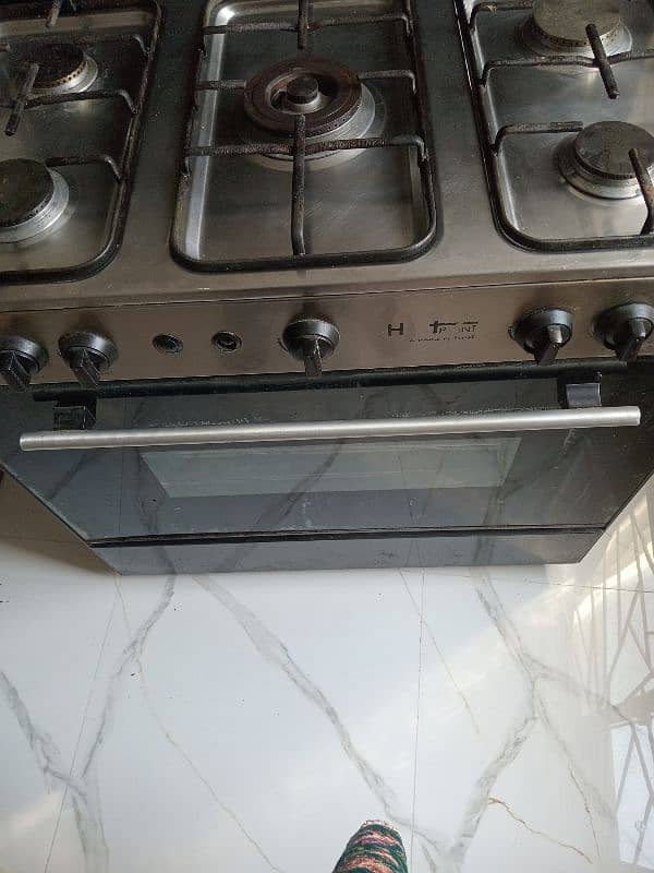 oven 4 sale  good condition 1