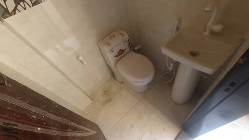 Flat For Sale In 31B Allah Wala Town Block 1 2