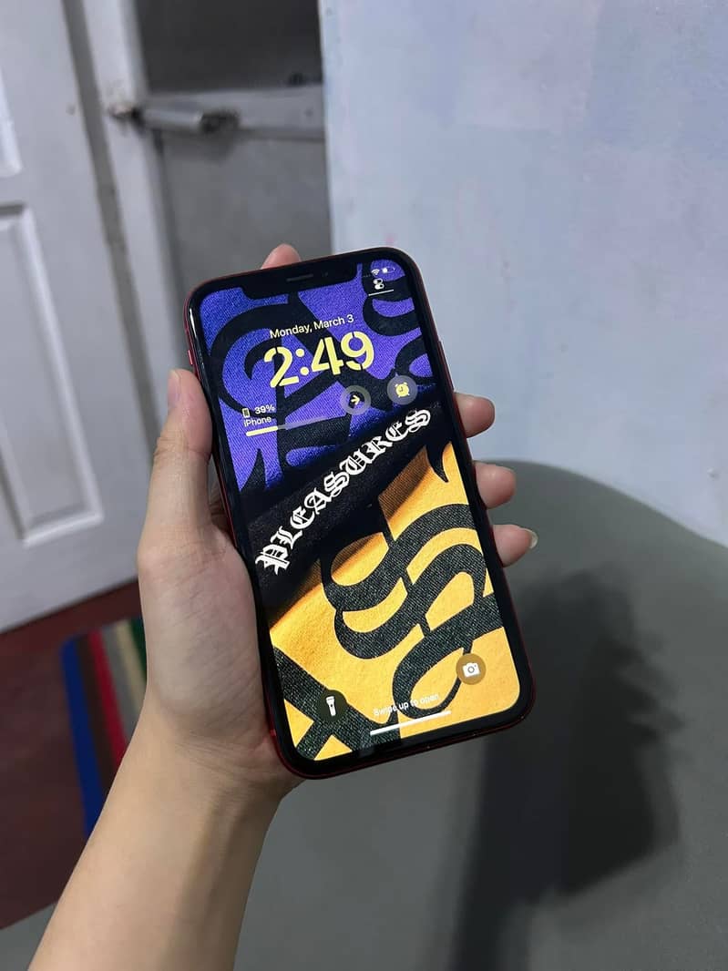 Apple iPhone XR 1