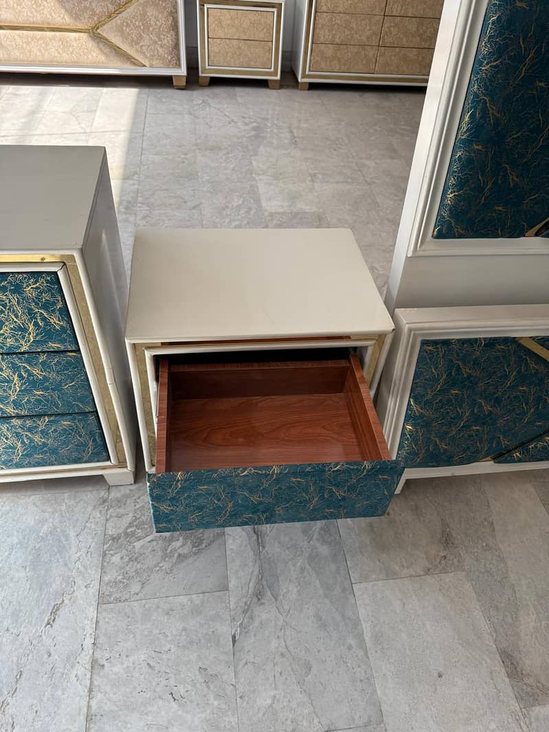 Bed/Double bed/single bed/king size bed/wood bed/poshish bed/Furnitur 9