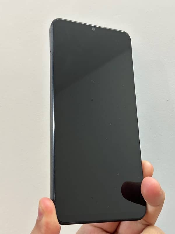 Realme C51 4/64 in Mint Comdition 1