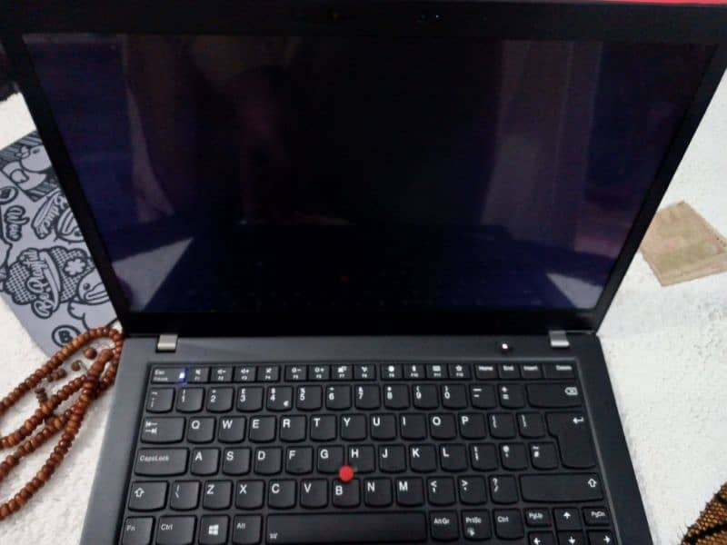 Thinkpad i7 8 Gen 1