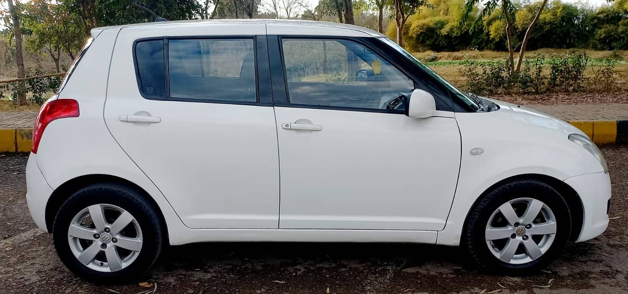 Suzuki Swift 2013,suzuki,swift,2013 7