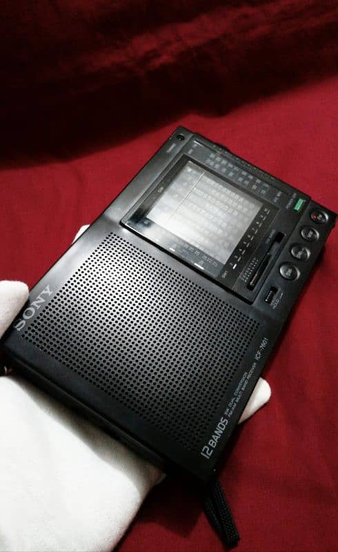 Sony Radio ICF 7601 World Band Radio 2