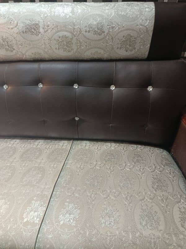 5 seater sofa 3