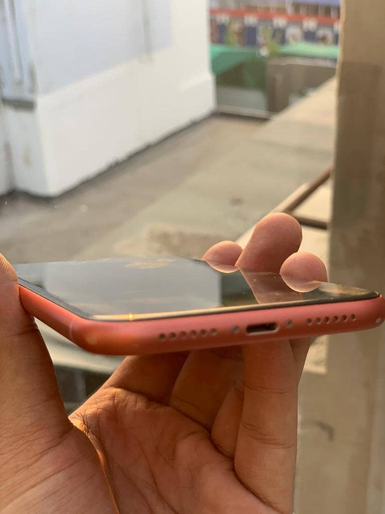 Apple Iphone XR , NON PTA - 128GB FU 5