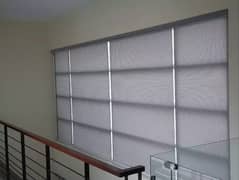 Window blinds | Blackout roller blinds | wallpaper | wood/vinyl floor