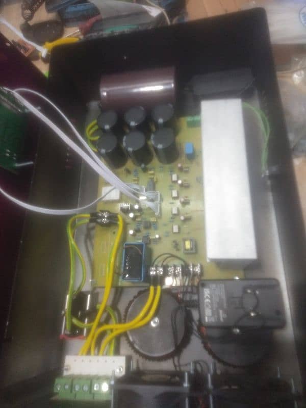 local solar inverter 7 kva /5kva/10kva all taupe inverter available 1