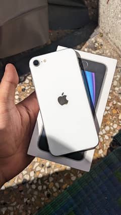 iphone se 2020 (jv) with box (exchange possible)