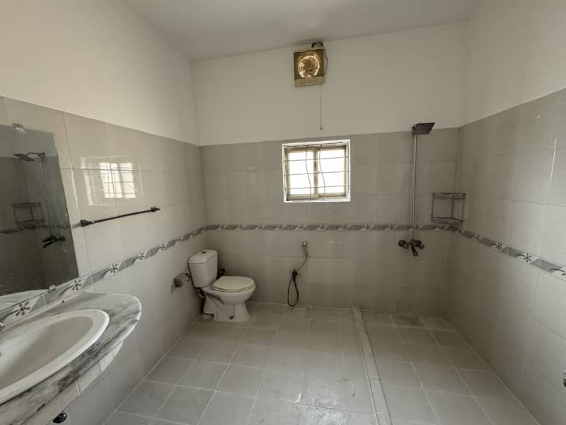 For Rent 1 Kanal Upper Portion In Bahria Town Phase 3 1