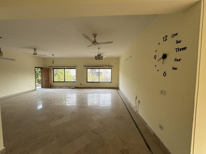 For Rent 1 Kanal Upper Portion In Bahria Town Phase 3 7