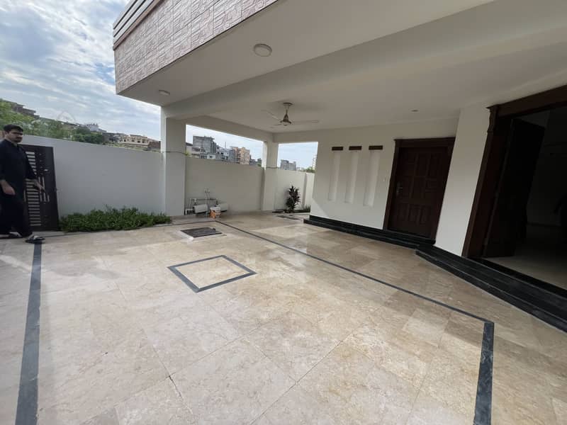 For Rent 1 Kanal House In Bahria Town Phase 3 3