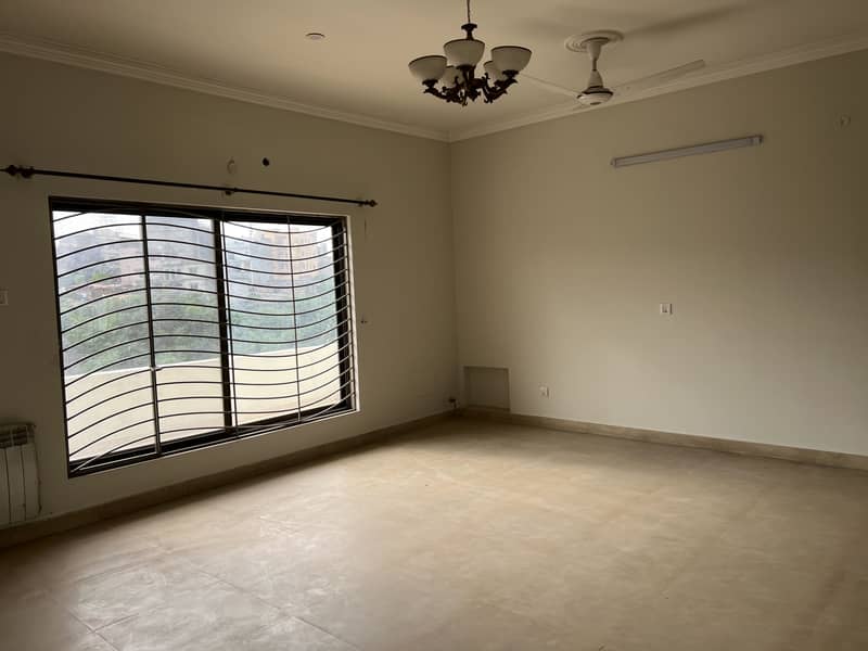 For Rent 1 Kanal House In Bahria Town Phase 3 13