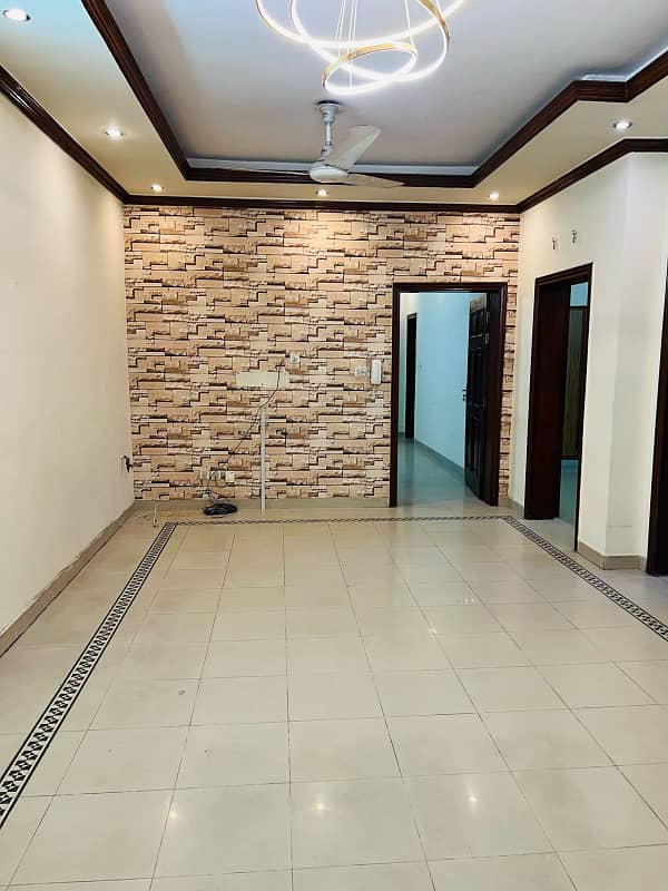 For Rent 10 Marla House In Bahria Town Phase 4 12