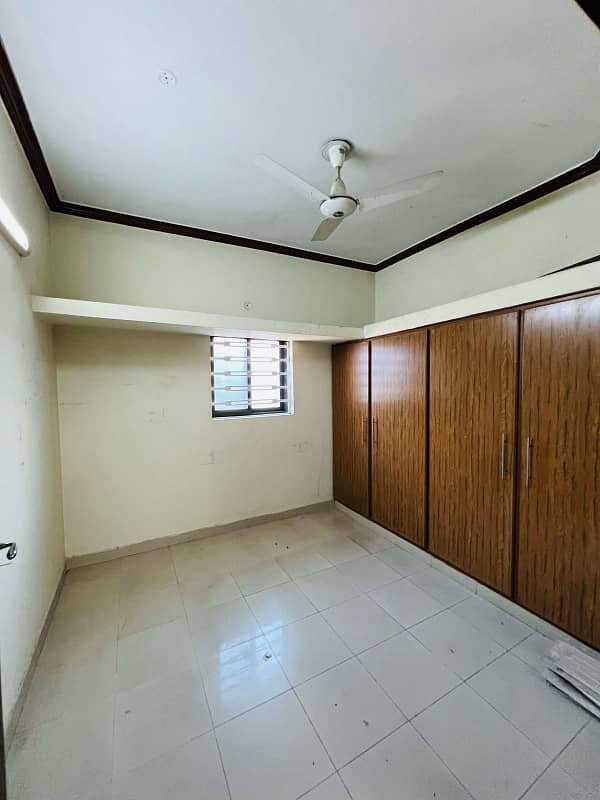 For Rent 10 Marla House In Bahria Town Phase 4 14