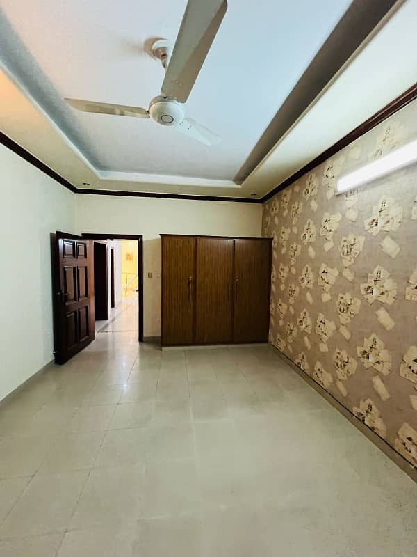 For Rent 10 Marla House In Bahria Town Phase 4 20