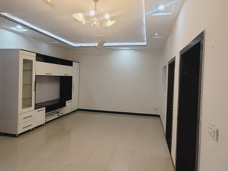 For Rent 10 Marla House In Bahria Town Phase 4 5