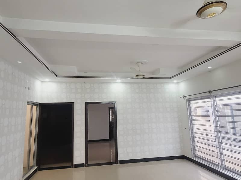 For Rent 10 Marla House In Bahria Town Phase 4 6