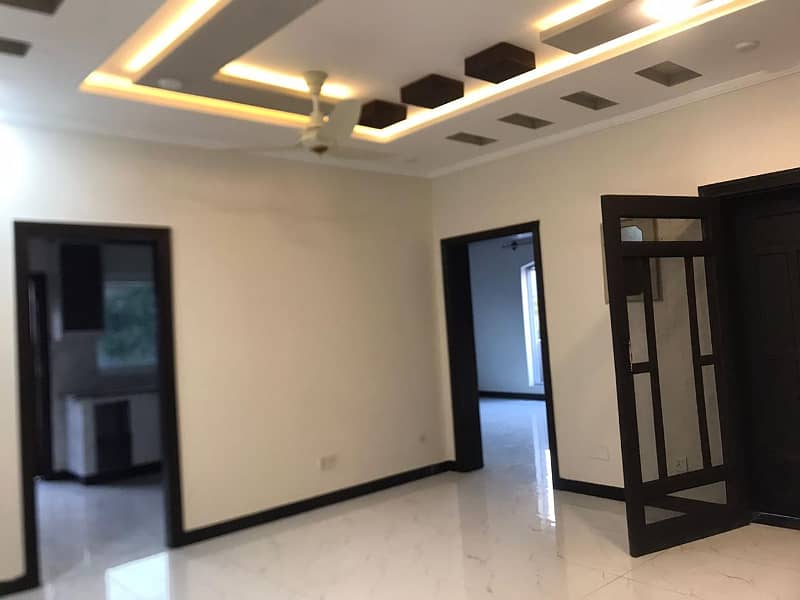 10 Marla House For Rent In Bahria Town 1