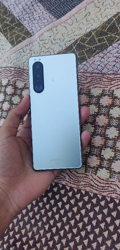 Sony Xperia 5 Mark 3 0