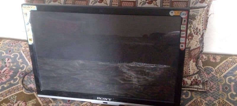 LCD TV in black inch (24) 1