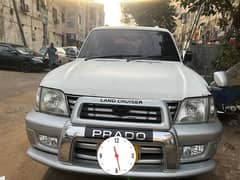 Toyota LandCruiser Prado 2000 model 3 door antique