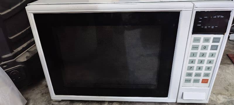 Samsung Ka full size microwave oven 2