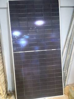 Solar Panels, Jinko Panel, 585kw, Best Price In Karachi.