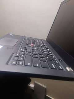 Thinkpad T490s