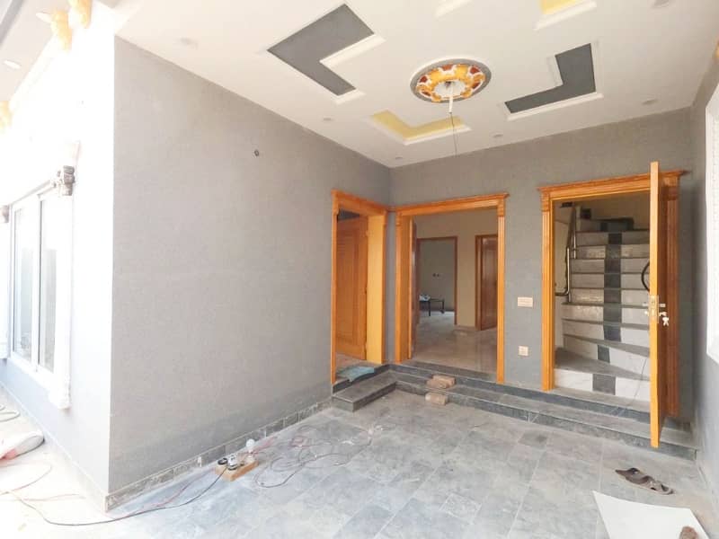 Spacious 5 Marla House Available For sale In New Lahore City - Block A 5