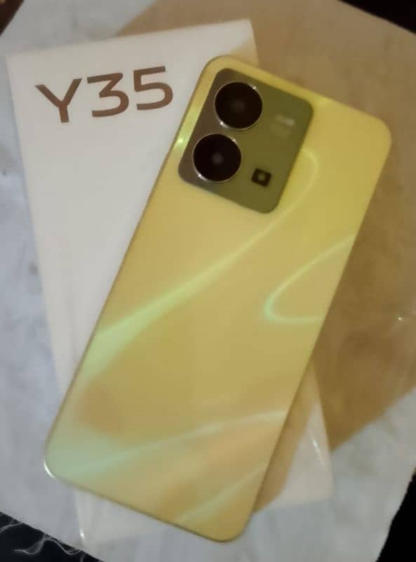 Vivo Y35 5