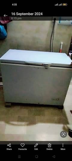 Dawlance Dee freezer. 4 year used only