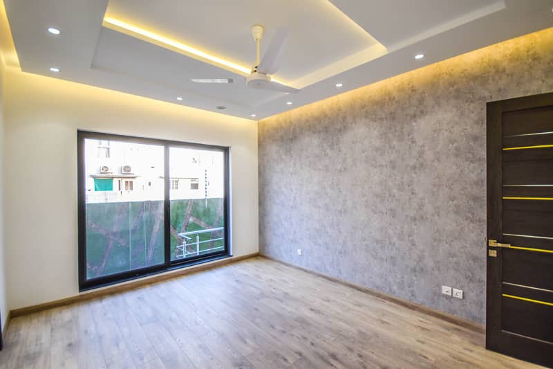 Full Basement Most Luxury Design 01 Kanal Top Location House Available For Sale 11