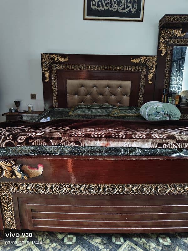 bed said teblel sofa set king size 5 setr 4