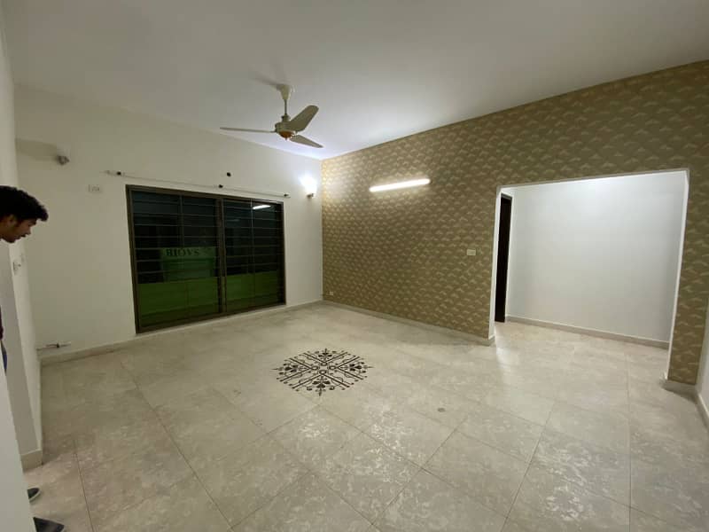 Exclusive Offer Facing Park 6th Floor Apartment For Sale In Prime Location 6