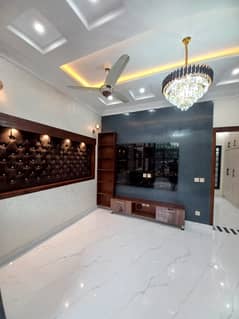 5 Marla Spacious House Available In Bahria Town - Sector C For rent