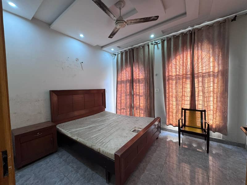 DOUBLE BED ROOMS FURNISHED FLAT AVAILABLE FOR RENT, IN ROYAL PALM CITY SOCIETY GUJRANWALA 5